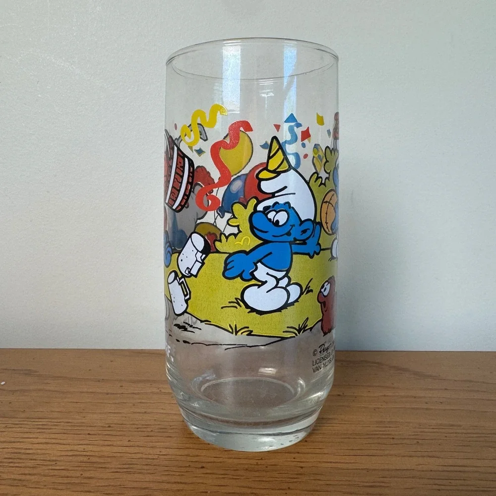 Vintage 1983 Clumsy Smurf Glass‎ Peyo Wallace Berrie Drinking Glass